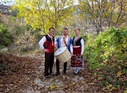 С тъпан в село Яврово_2